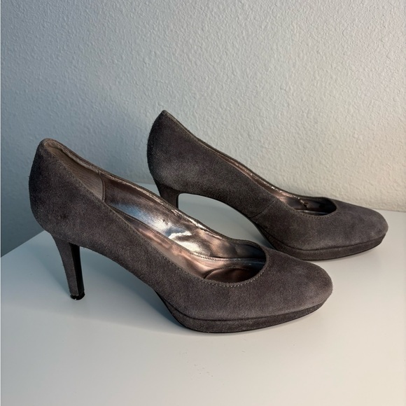 Calvin KleinGray Suede Pumps - Picture 1 of 4
